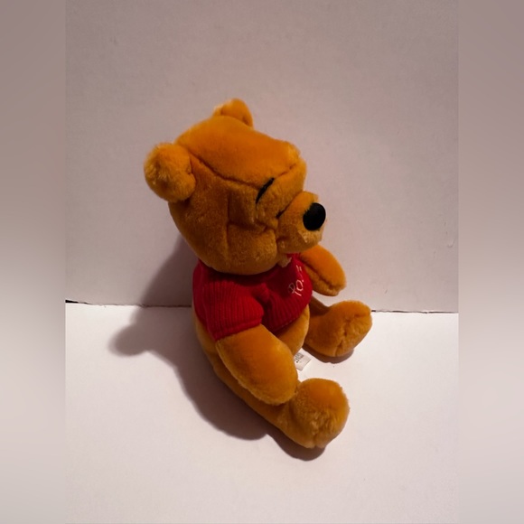 Walt Disney World Parks Vintage 9” Winnie The Pooh Plush In Very Good Condition. - Picture 3 of 6